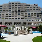 Sunrise Luxury Sauth Bay Apartment *