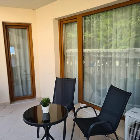 شقة Sunrise Luxury Sauth Bay *